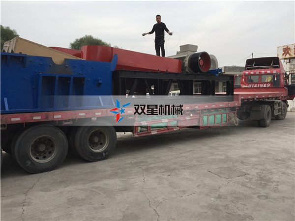 皓星<a href='http://www.thwlps.com.cn/' target='_blank'><span>金屬粉碎機(jī)</span></a>發(fā)貨出廠