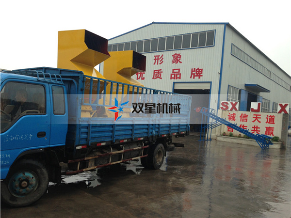 皓星小型<a href='http://www.thwlps.com.cn/' target='_blank'><span>金屬粉碎機(jī)</span></a>設(shè)備發(fā)貨現(xiàn)場