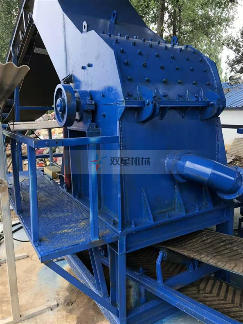 金屬破碎機(jī)設(shè)備廣州客戶(hù)工作現(xiàn)場(chǎng)實(shí)拍