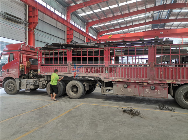 金屬粉碎機(jī)發(fā)貨