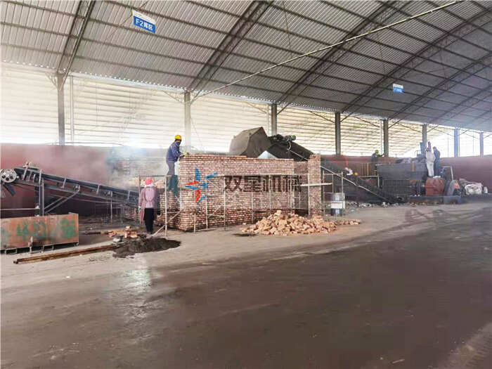 斷橋鋁粉碎機(jī)生產(chǎn)線客戶生產(chǎn)現(xiàn)場(chǎng)