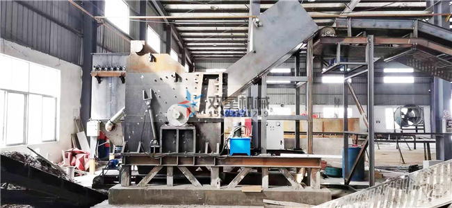 廢鋼撕碎機刀片出現(xiàn)磨損要及時進行打磨或更換 廢鋼撕碎機刀片出現(xiàn)磨損要及時進行打磨或更換