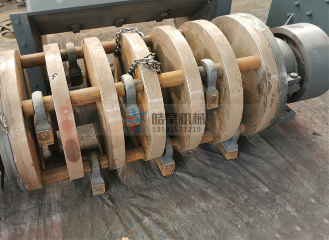 金屬破碎機<a href='http://www.thwlps.com.cn/case/501.html' target='_blank'><span>錘頭</span></a>