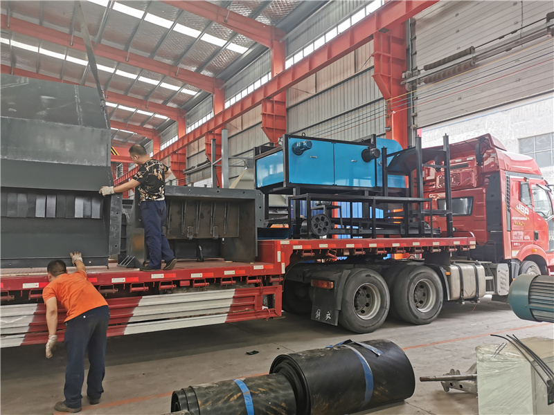 <a href='http://www.thwlps.com.cn/' target='_blank'><span>金屬粉碎機(jī)</span></a>廠家1600型設(shè)備發(fā)貨