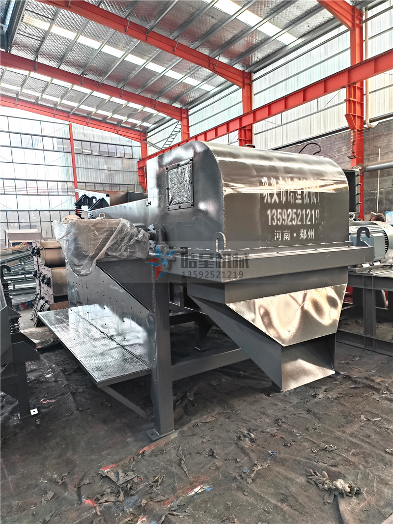 <a href='http://www.thwlps.com.cn/line/591.html' target='_blank'><span>跳鋁機</span></a>渦電流分選機廢鋁粉碎分選設(shè)備生產(chǎn)現(xiàn)場