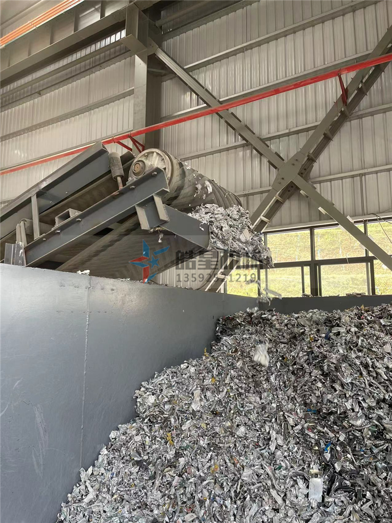 破廢鋼的機器是哪種設(shè)備多少錢一臺 破廢鋼的機器是哪種設(shè)備多少錢一臺